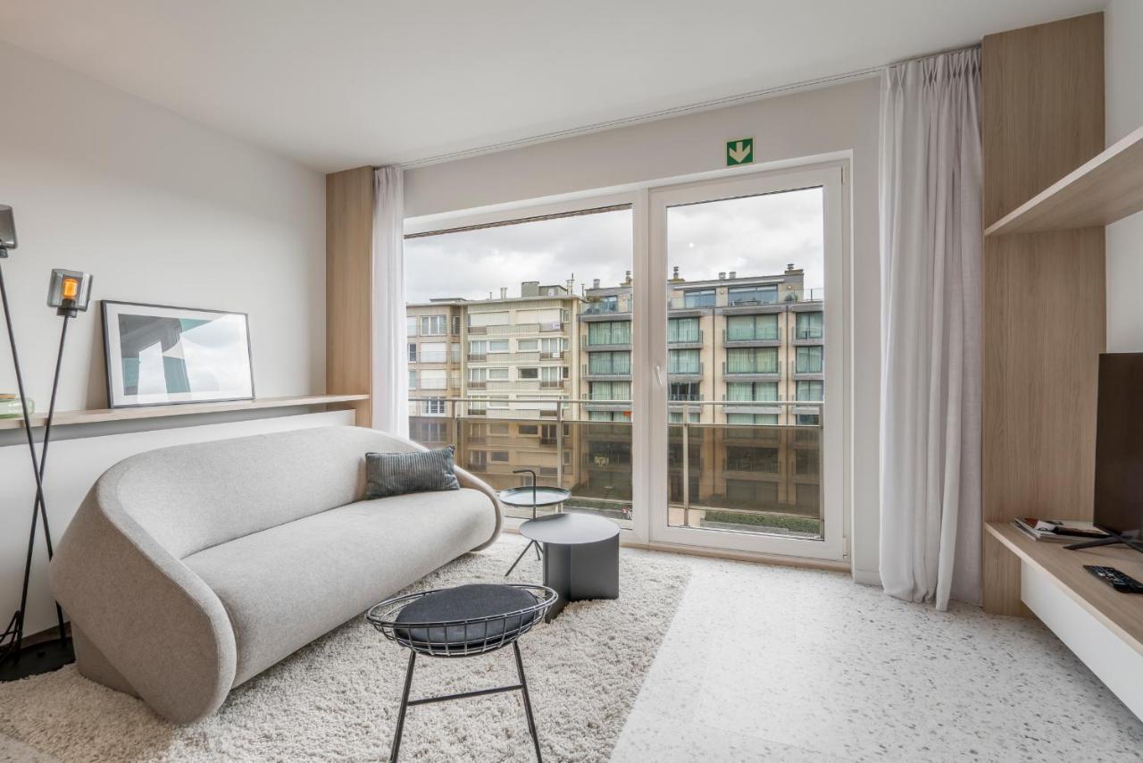 Luxurious And Unique Design App Centre Koksijde Apartment Bagian luar foto