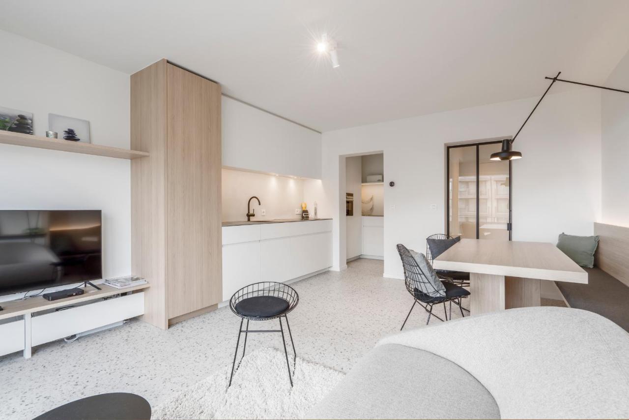 Luxurious And Unique Design App Centre Koksijde Apartment Bagian luar foto