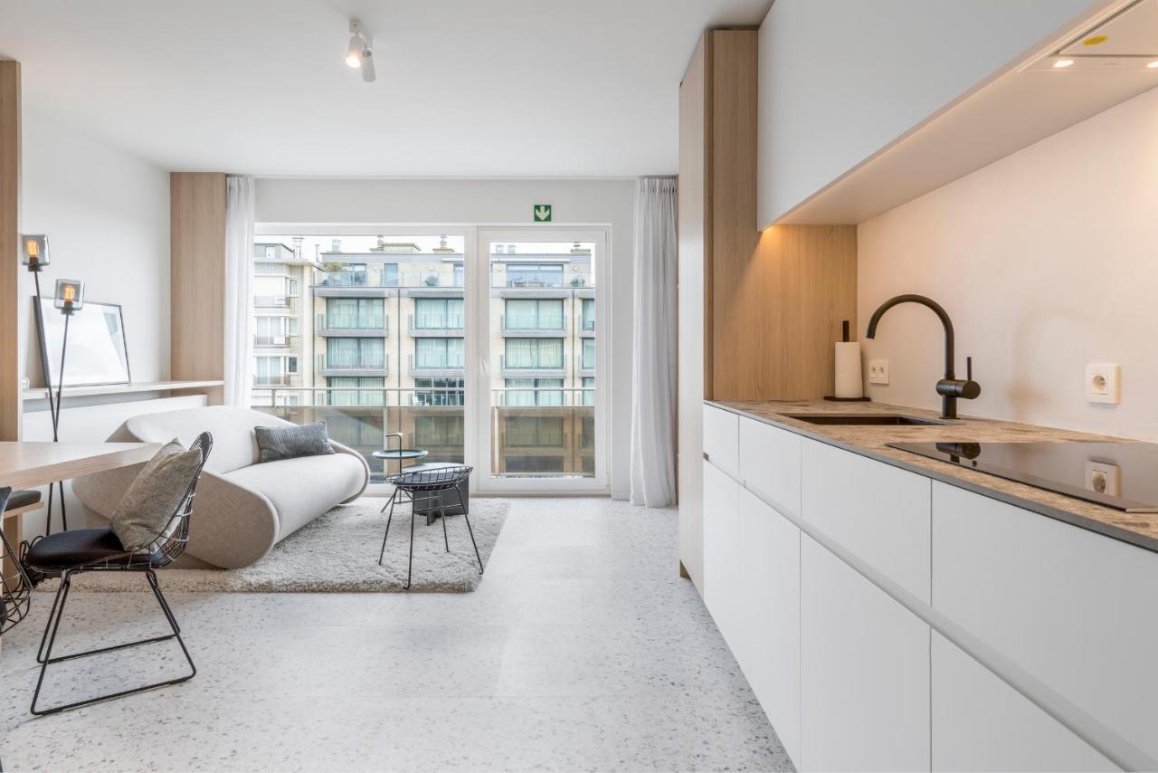 Luxurious And Unique Design App Centre Koksijde Apartment Bagian luar foto